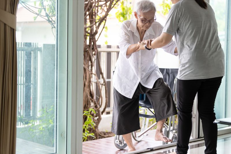 The Benefits Of Aging In Place With Professional Senior Care